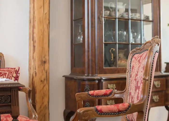 Historic Old Town With The View In Town Daire Poreč