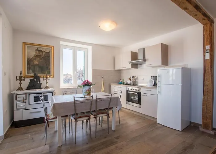 Appartement Historic Old Town With The View In Town Poreč