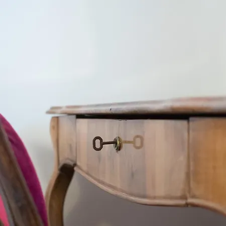 Historic Old Town With The View In Town פורץ