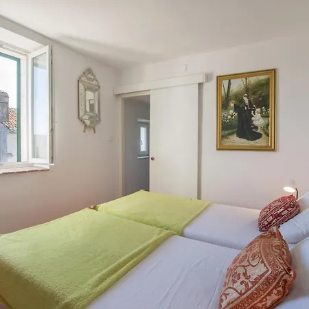 Historic Old Town With The View In Town Apartment