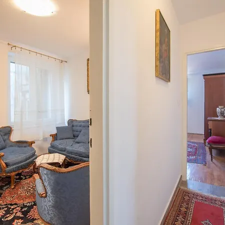 Apartment Historic Old Town With The View In Town Porec